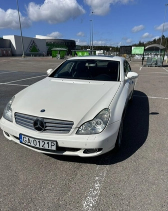 Mercedes-Benz CLS cena 38500 przebieg: 268000, rok produkcji 2004 z Gdynia małe 106